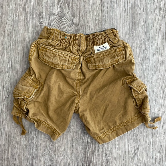 Children’s Place cargo shorts size 18 month - Picture 3 of 6